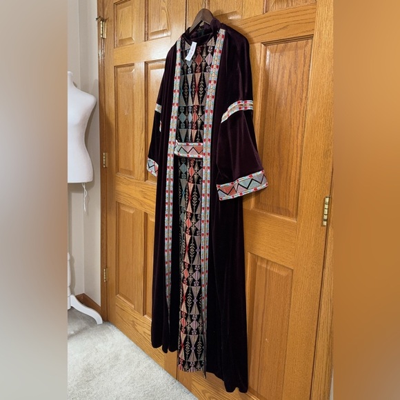 Women’s 2pc SHE CHOCOLATE Thobe/Kaftan/ Abaya Maroon Middle Eastern Dress Size 4 - Picture 2 of 9